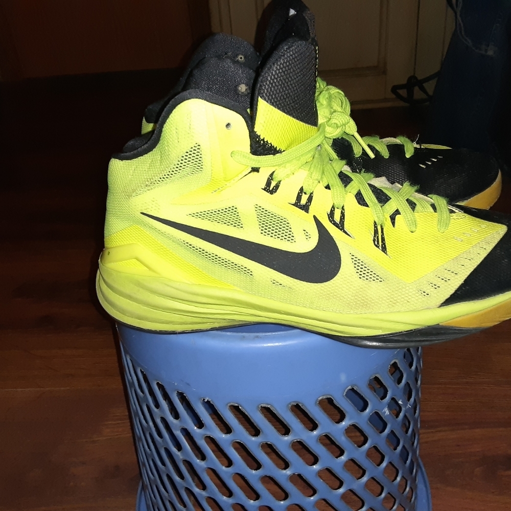 Mens shoes